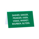 Duży znak na biurko „Powiedz jaki”.