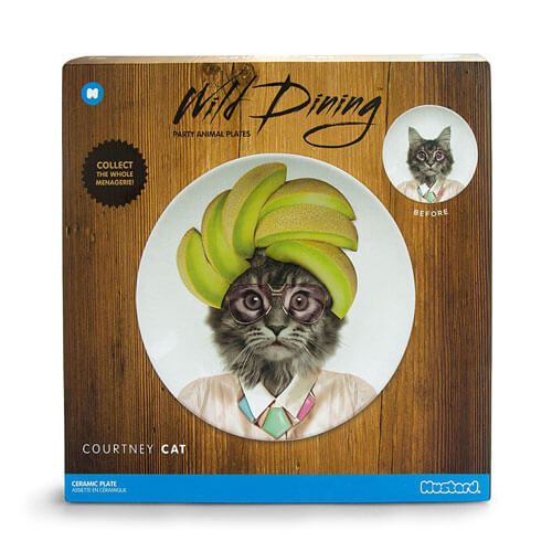 Wild Dining Cat